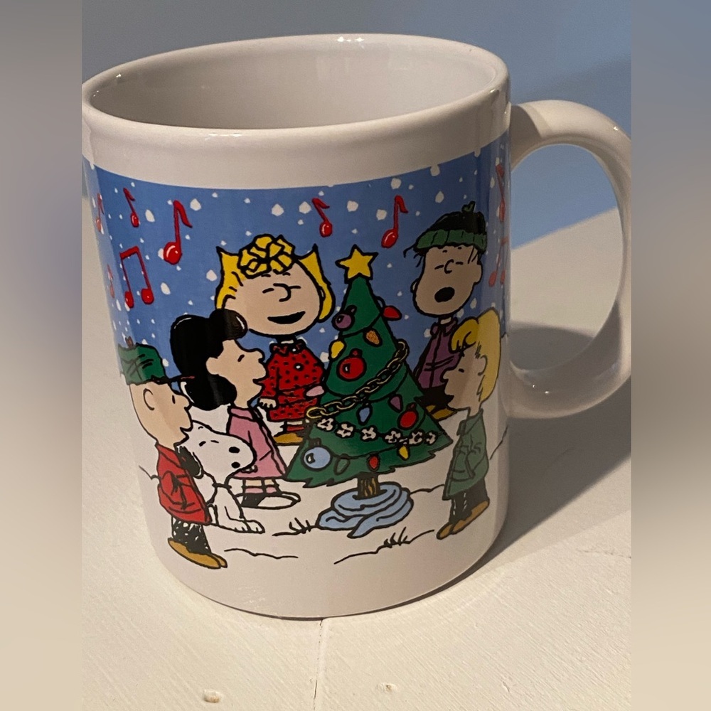 Peanuts Merry Christmas- Charlie Brown Cartoon Mug - Picture 2 of 2